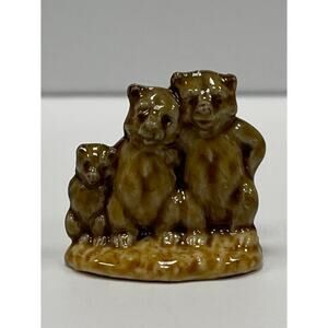 The Three Bears miniature collectable figurine. KK459